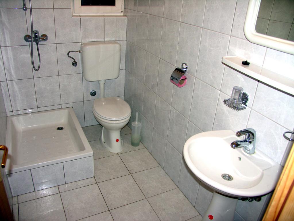 Apartments Vidovic Vodice Rom bilde